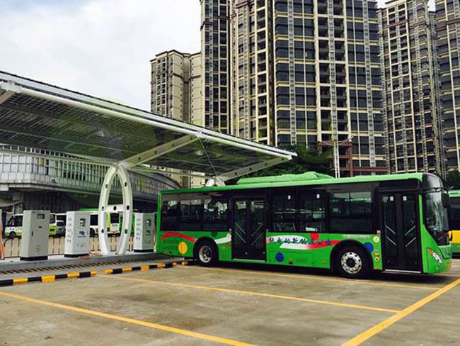 Solcellsskjulet öppnades officiellt i Foshan Gaoming busstation